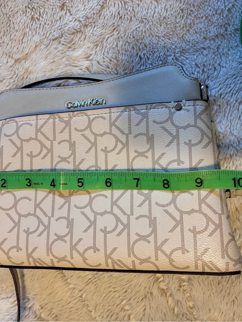Calvin KLIEN crossbody handbag-6 compartment - Picture 6 of 6